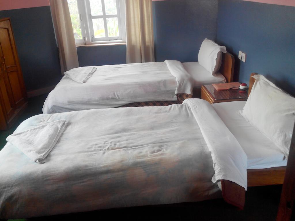 Hotel Fishtail Villa Pokhara Extérieur photo