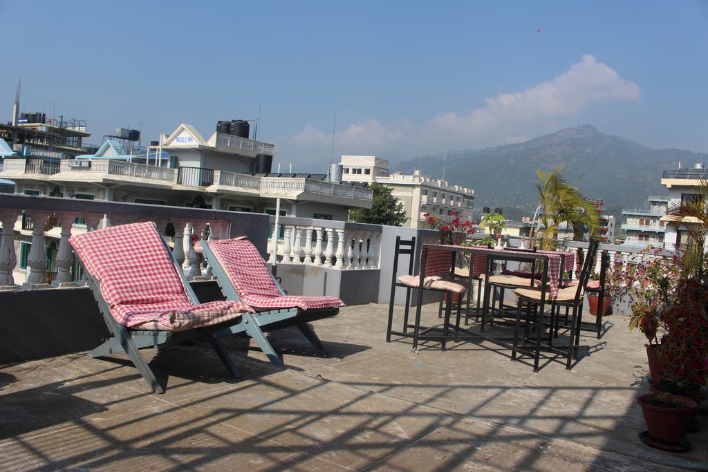 Hotel Fishtail Villa Pokhara Extérieur photo