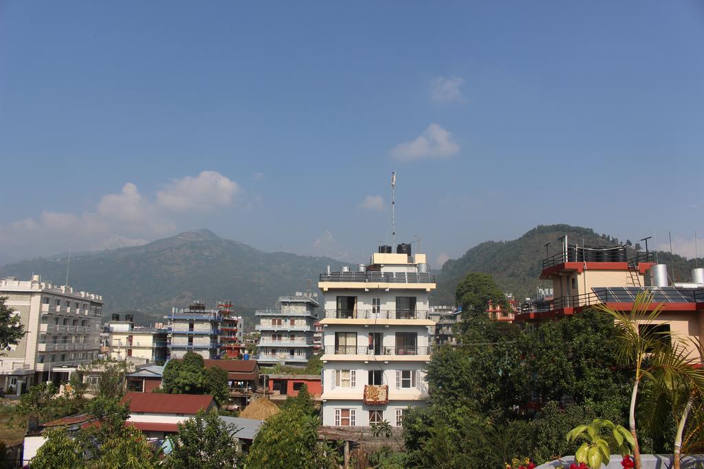 Hotel Fishtail Villa Pokhara Extérieur photo